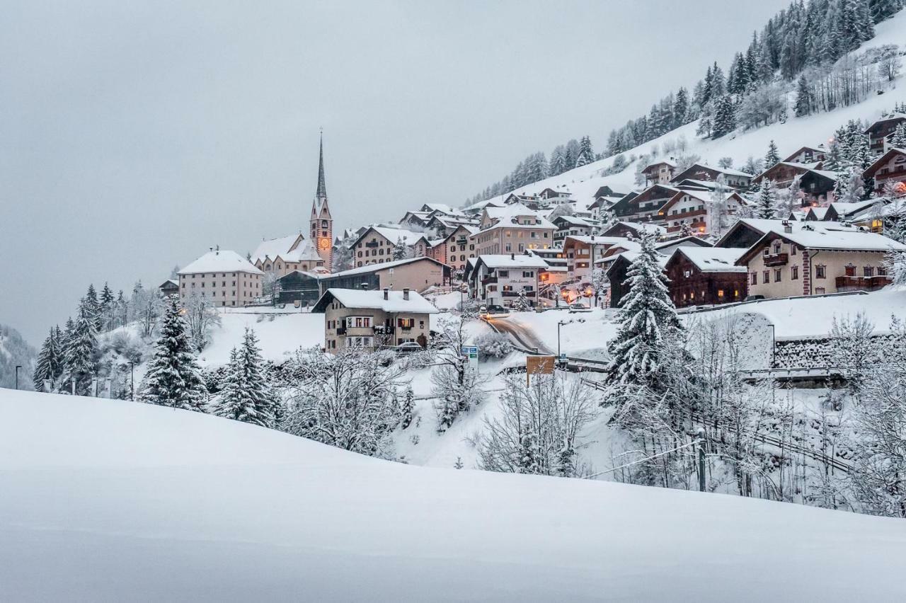 Artitsch Apartment Santa Cristina Val Gardena Bagian luar foto
